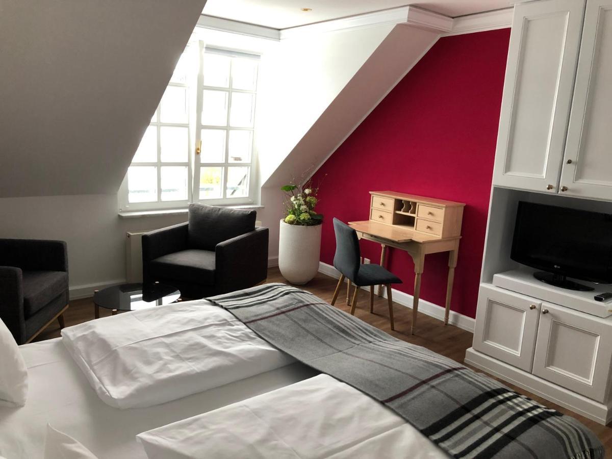 Hofgut Georgenthal Hotel Hohenstein Екстериор снимка