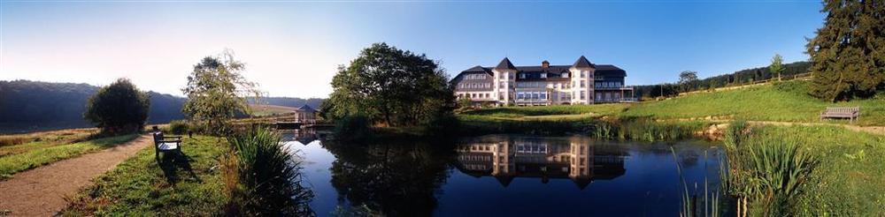 Hofgut Georgenthal Hotel Hohenstein Екстериор снимка