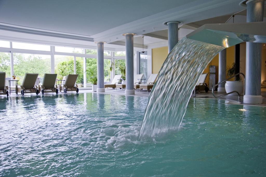 Hofgut Georgenthal Hotel Hohenstein Екстериор снимка